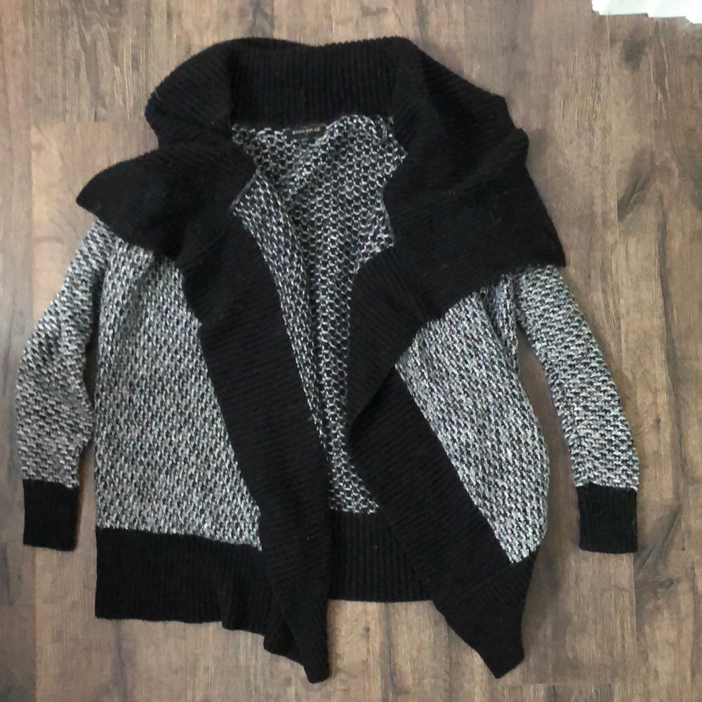 Banana Republic black and white cardigan sweater